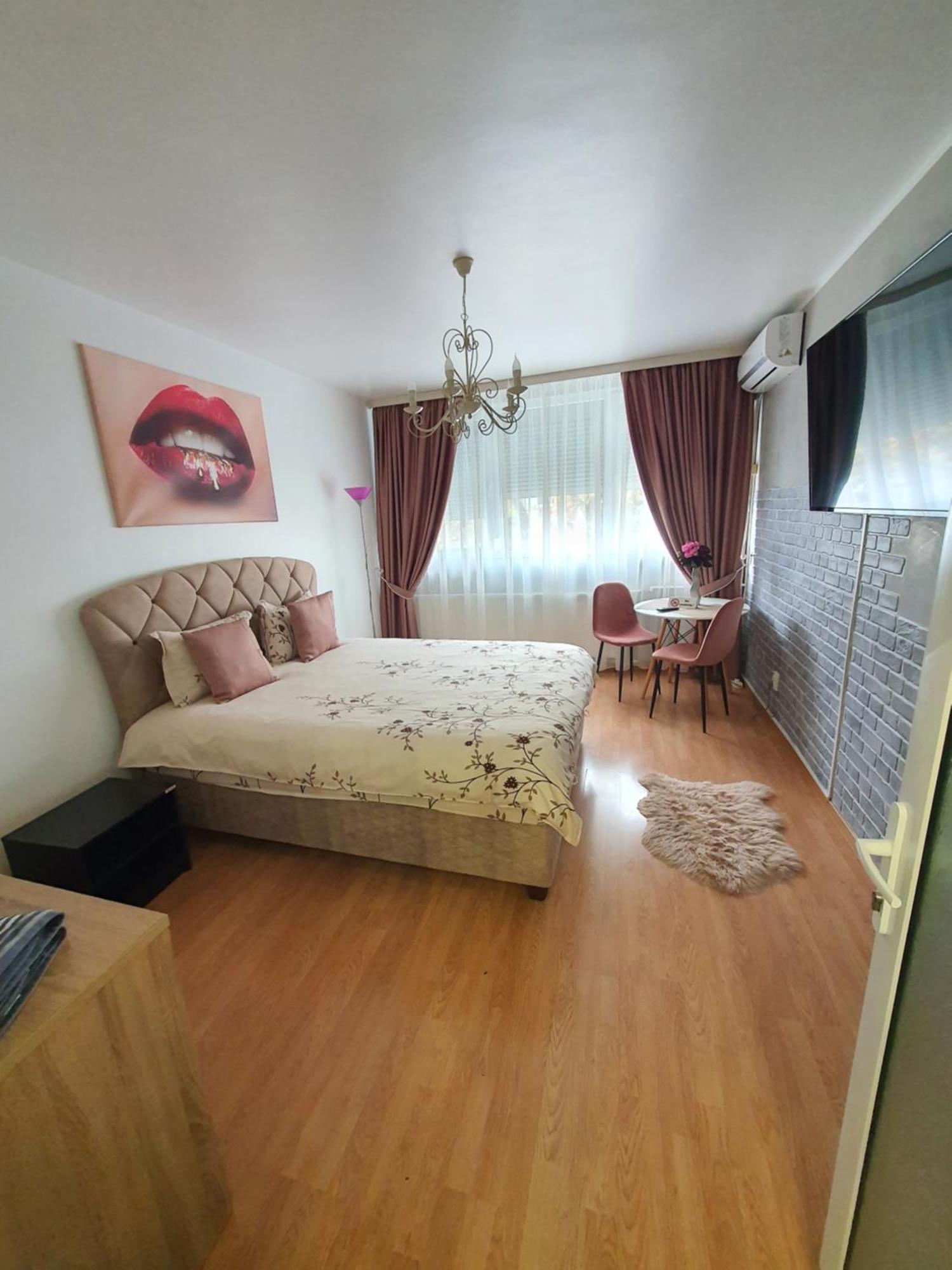Chic Apartment- Place To Remember Galaţi Dış mekan fotoğraf