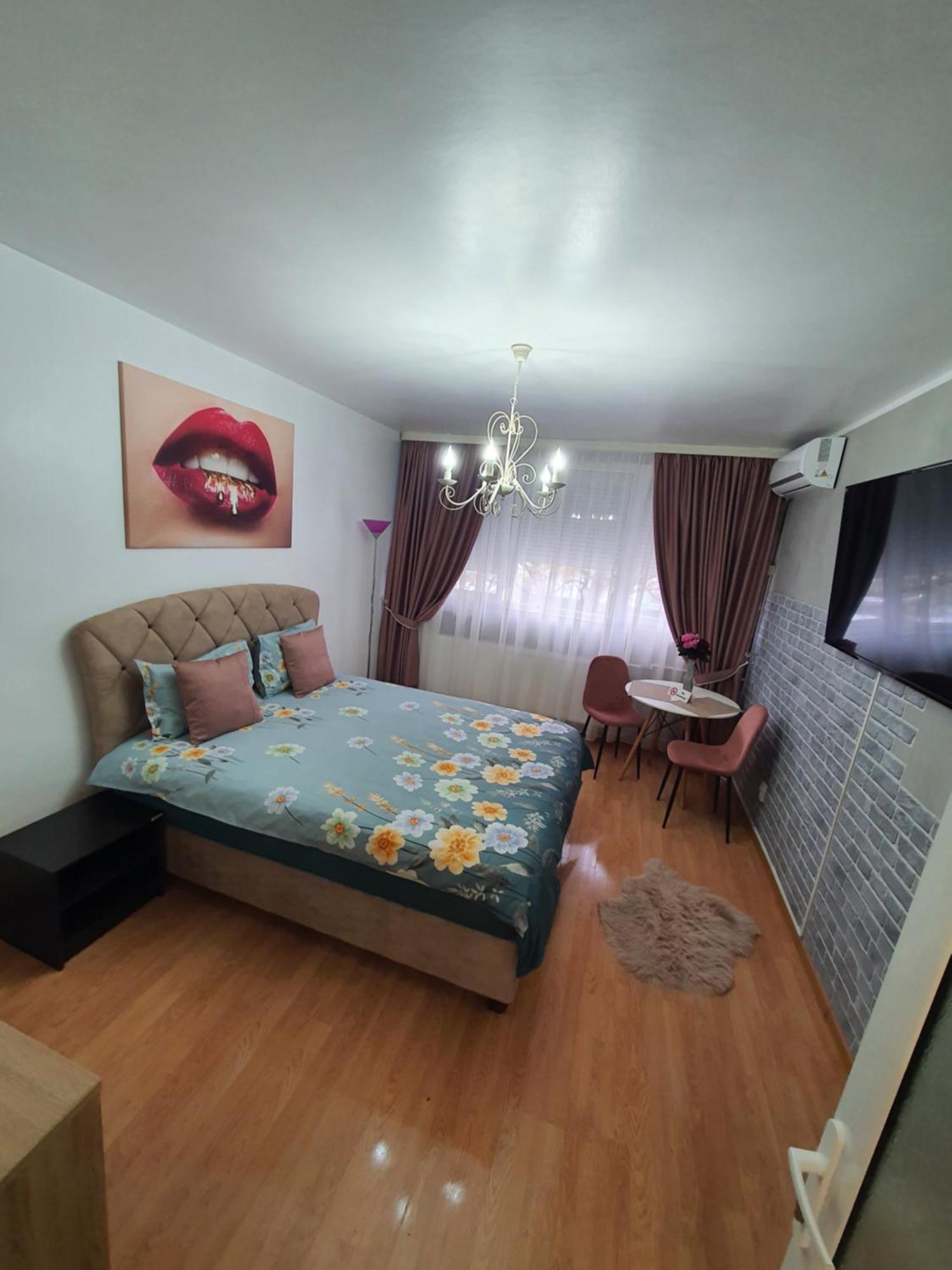 Chic Apartment- Place To Remember Galaţi Dış mekan fotoğraf