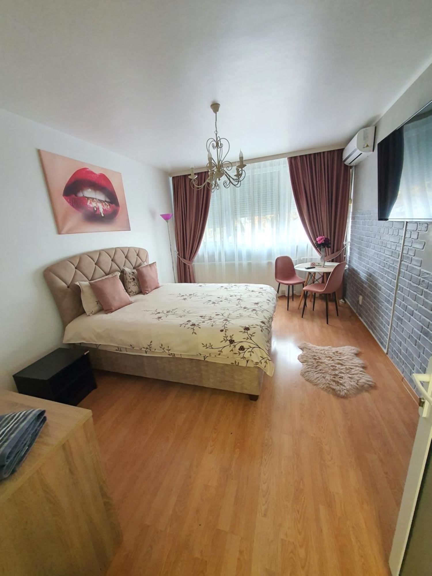 Chic Apartment- Place To Remember Galaţi Dış mekan fotoğraf